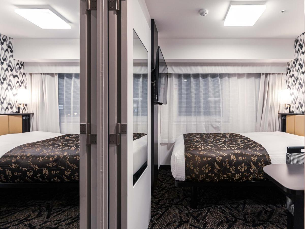 Apa Hotel Shin Osaka Ekimae Esterno foto