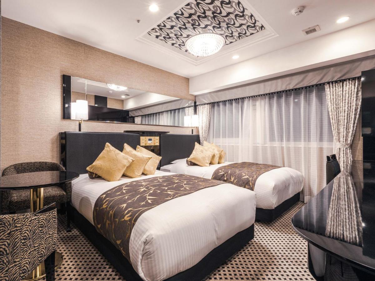 Apa Hotel Shin Osaka Ekimae Esterno foto